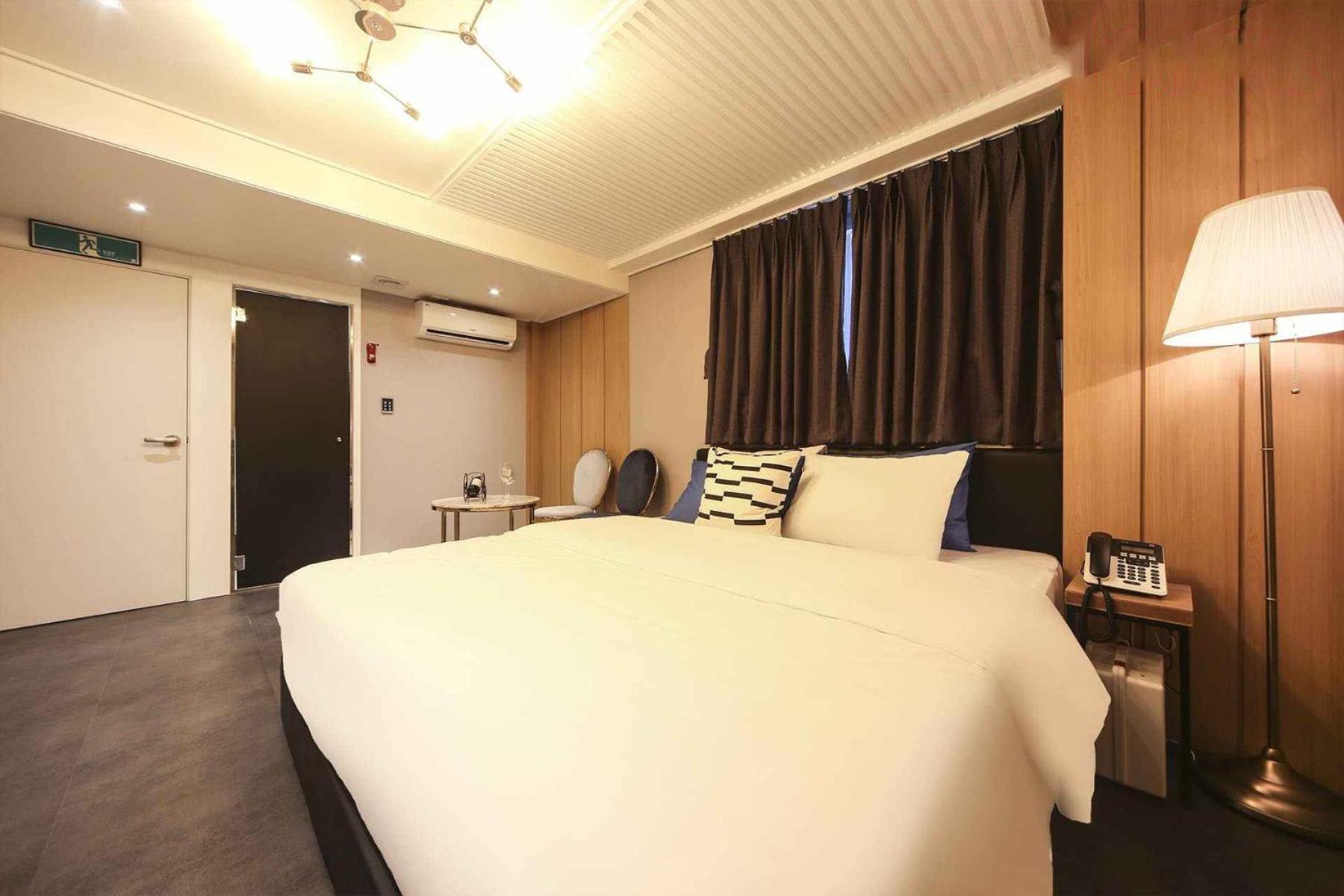 Bay 202 Hotel Puszan Kültér fotó
